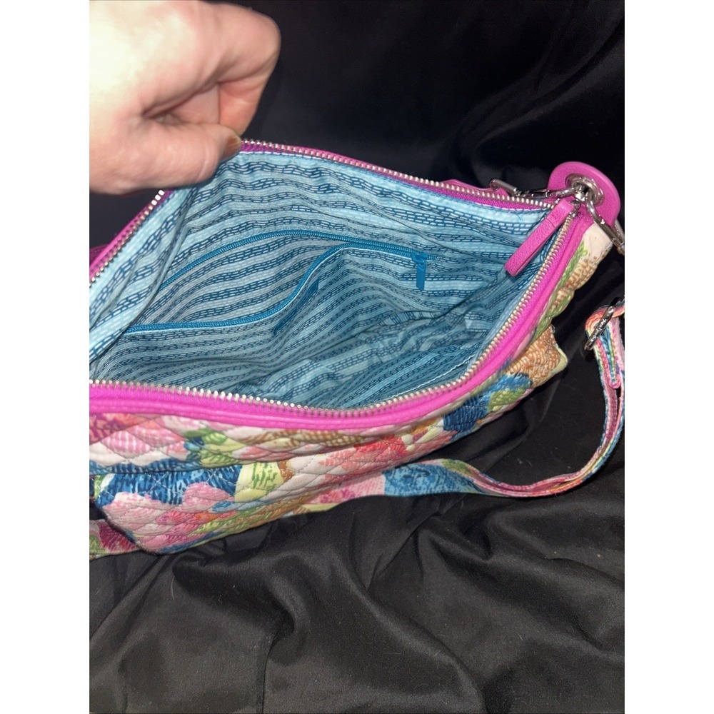 NWT Vera Bradley Cotton Carson Shoulder Purse 'Superbloom' pattern & Two Straps - Picture 8 of 9